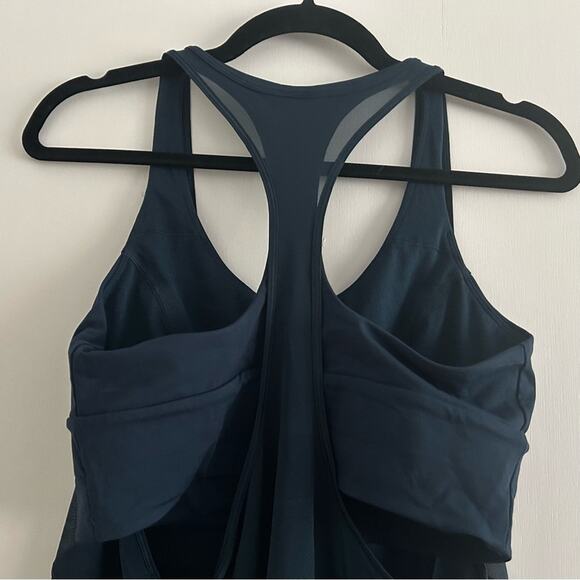 Lululemon Twist Around Tank – Size 8 C/D cup– Navy – Excellent Condition - Picture 5 of 9